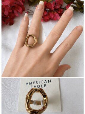 American Eagle Ring Chunky Open Wide Band SIZE 7 Women's Ring Goldtone NEW